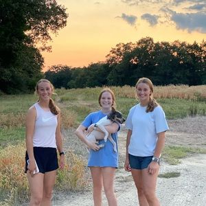 Meet your Posher, Madalyn